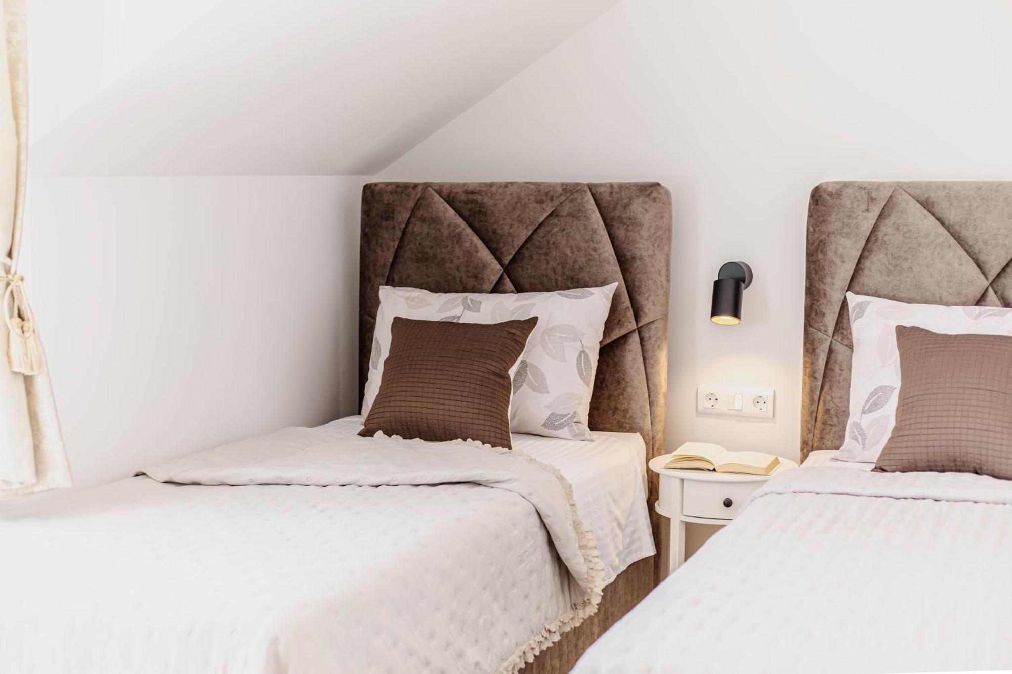 Monfrina 3 Luxury Apt In The Old Town Near Beach *