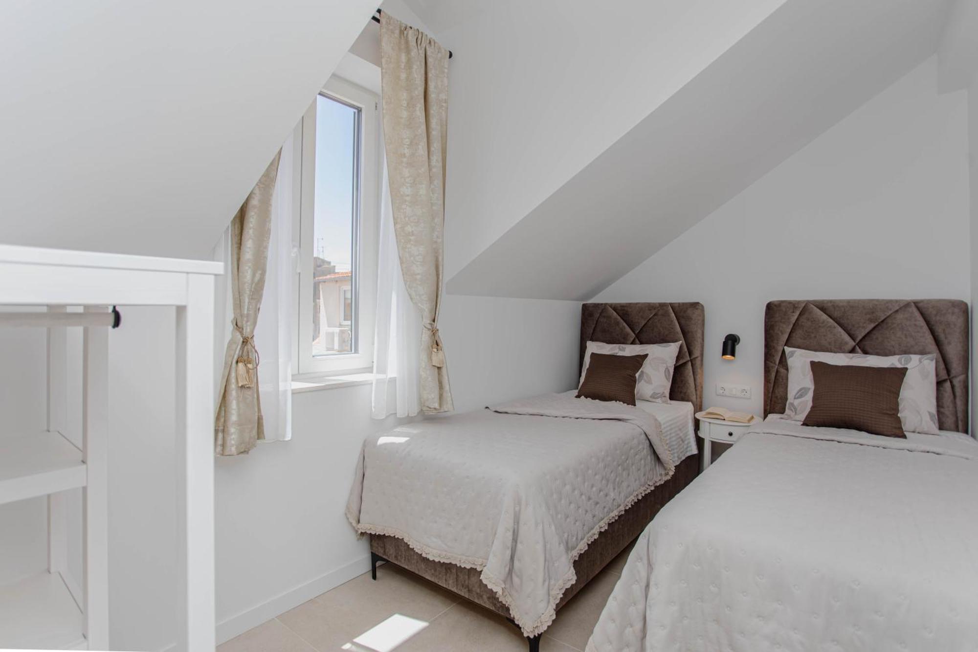 Appartement Monfrina 3 Luxury Apt In The Old Town Near Beach *